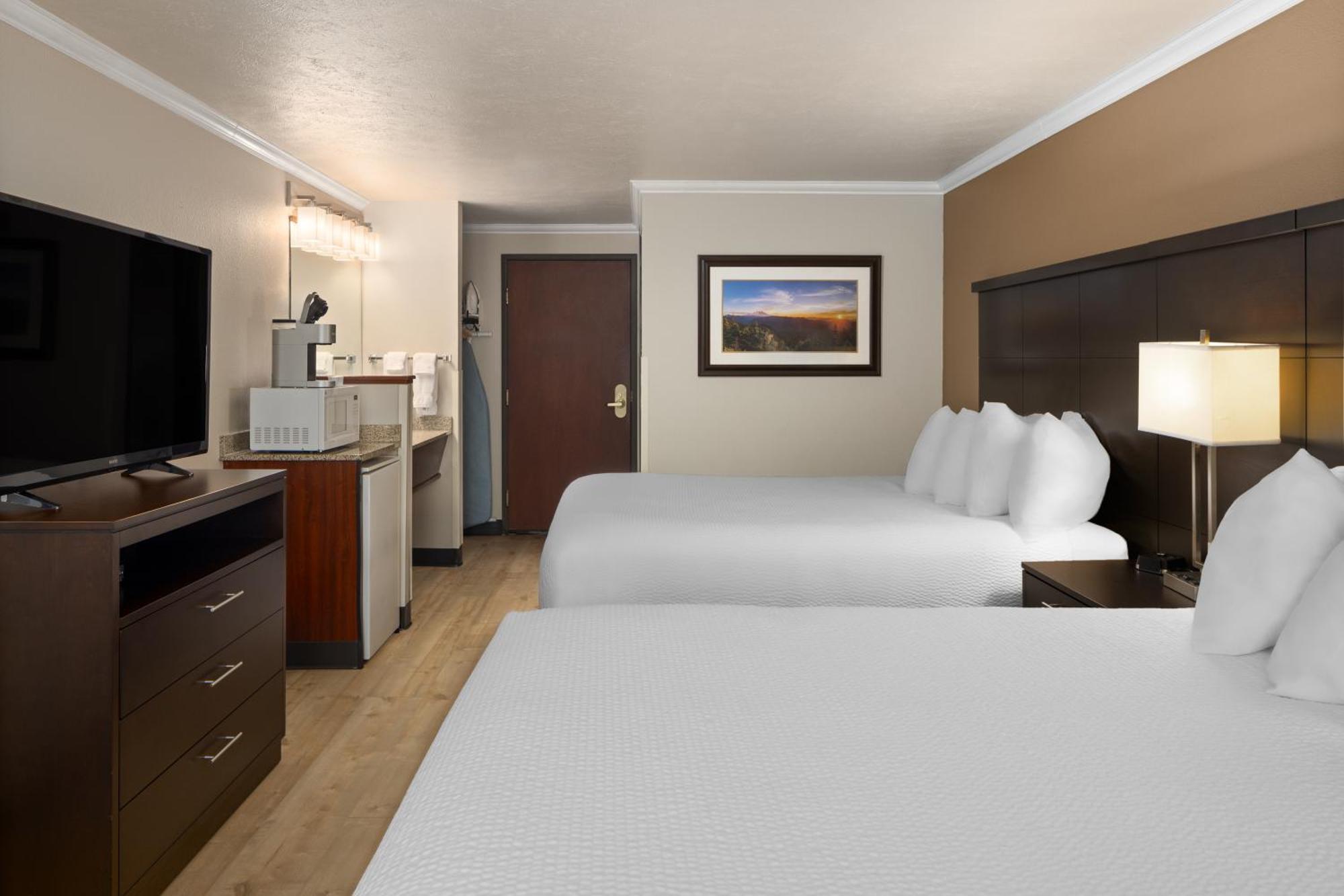 Ramada By Wyndham Moses Lake Exterior photo